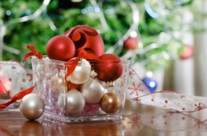 christmas-decor-ball-ornaments
